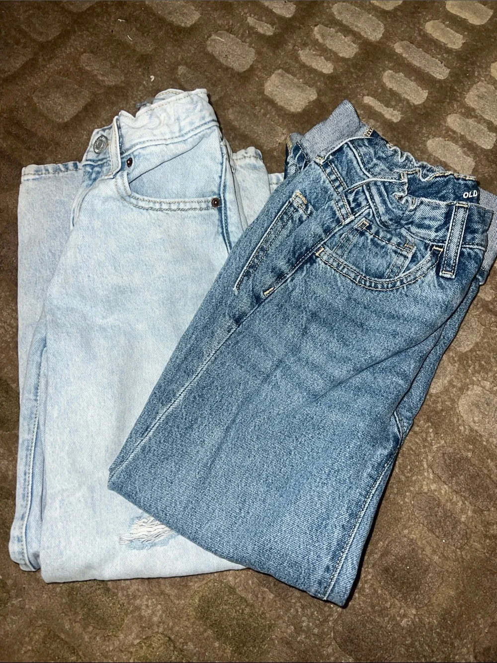 Old Navy Girls' Denim Jeans - Light Wash & Medium Blue, baggy style